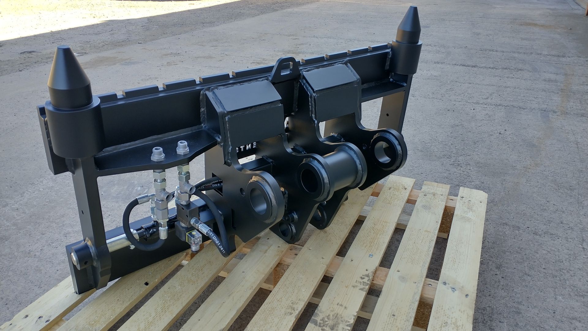 REPLACEMENT HANDLER HEADSTOCKS