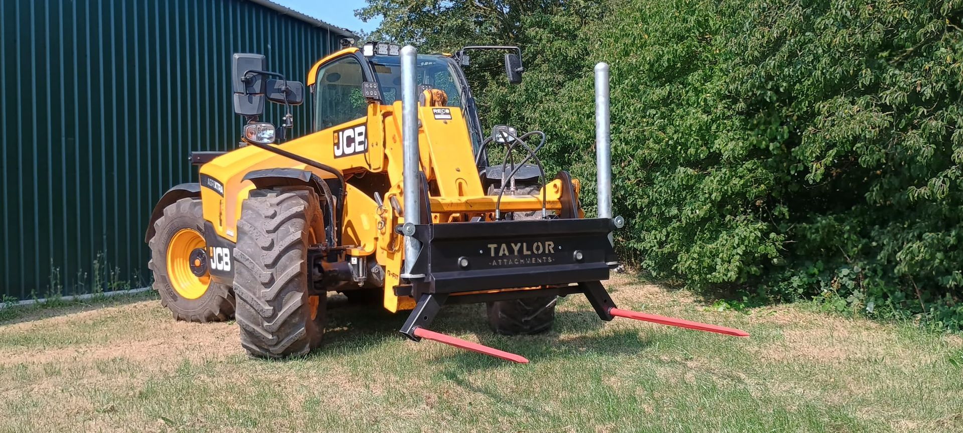 round bale squeeze