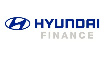 Logotipo de Hyundai Finance con emblema y texto azules sobre fondo blanco.
