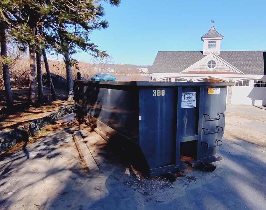 Dumpster rental in Freeport, ME 