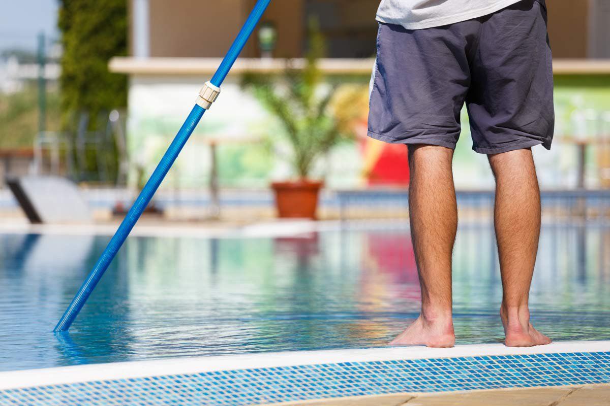 How to keep your pool cleaning this summer - 2022. Pool Cleaning Tips for pool owners in Riverside, CA How to keep your pool cleaning this summer - 2022. Pool Cleaning Tips for pool owners in Riverside, CA