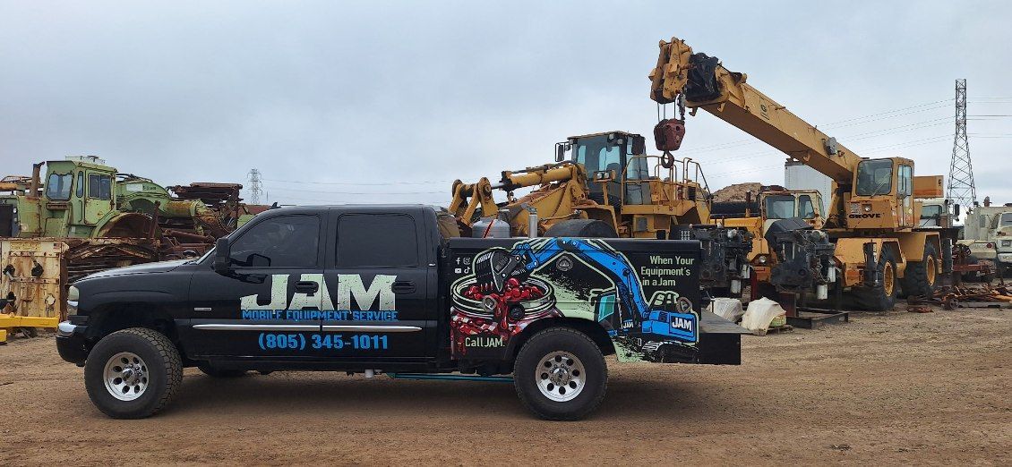 Mobile diesel mechanic service truck performing commercial truck & equipment repair