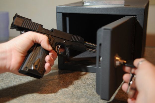 Can Moving Companies Transport Firearms? Or Is It Illegal?