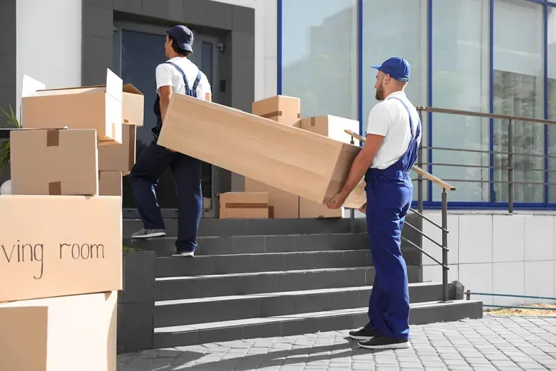 Do Movers Work on Holidays and Weekends?