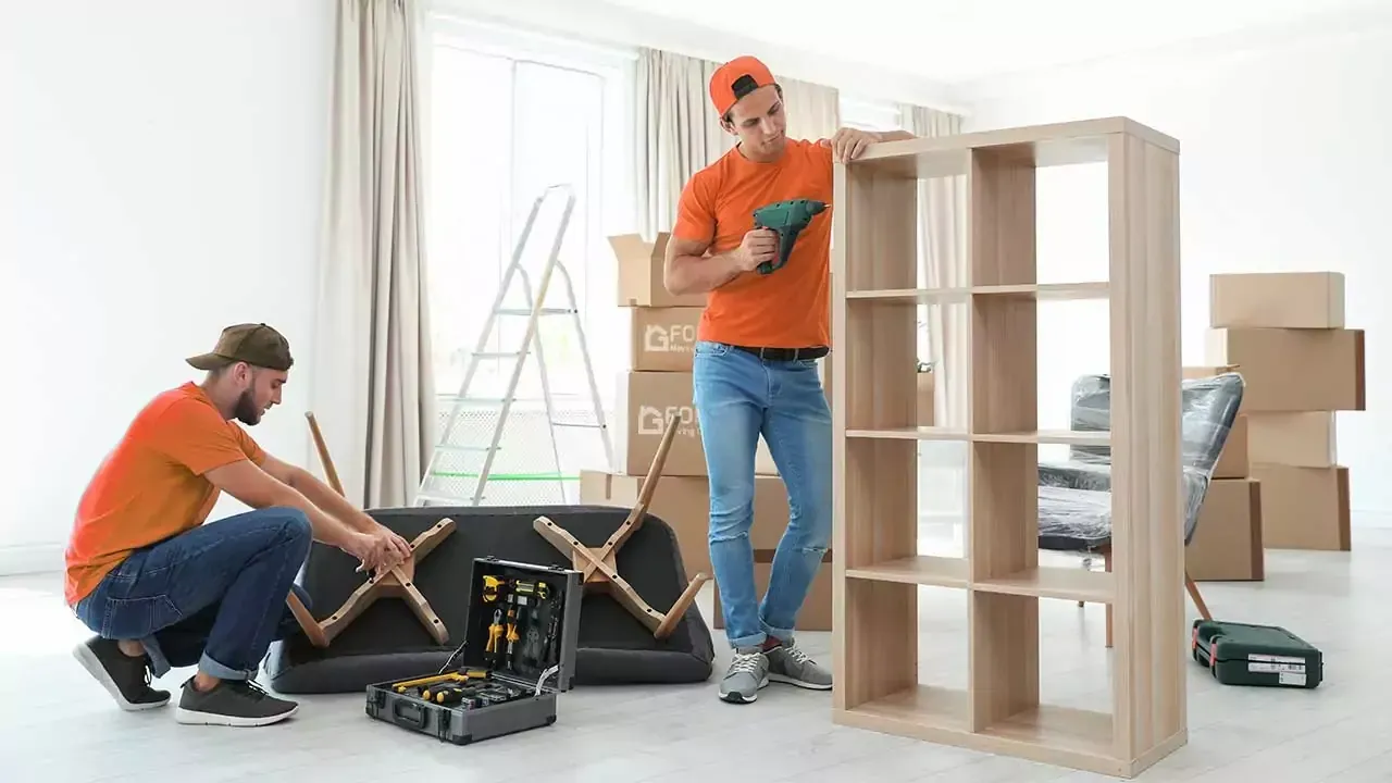 How Movers Disassemble Furniture: Step-by-Step