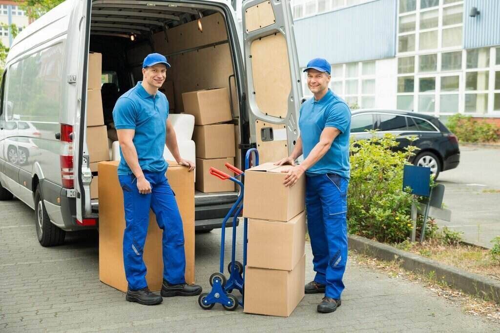 Sunday Moving Tips from the Pros