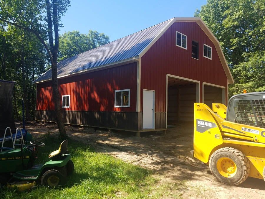 Red Barn — Hillsboro, WI — BornConstruction