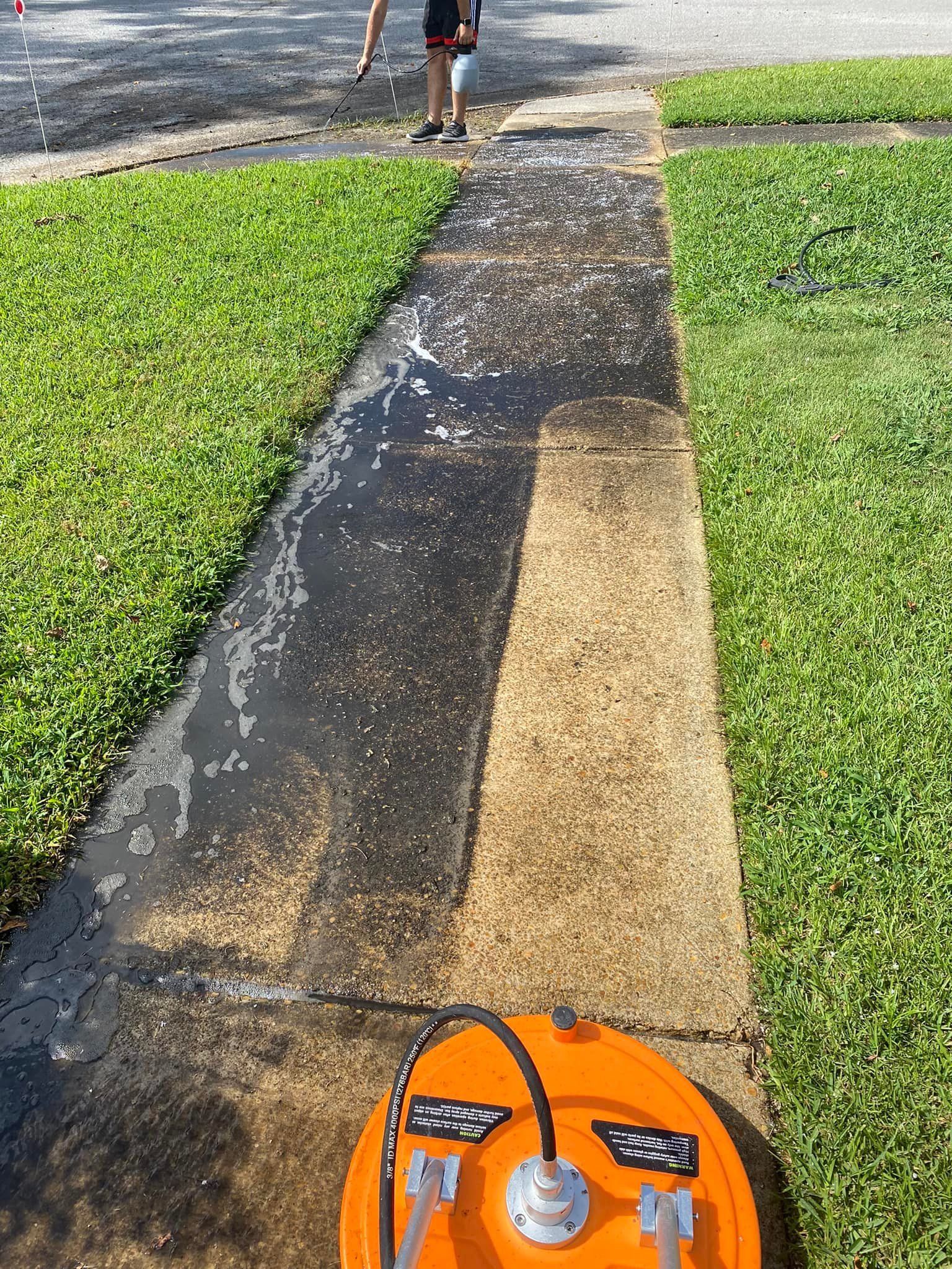 Cleaning Of Pathway — Fort Walton Beach, FL — Emerald Coast Home Heroes