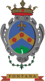 Stemma araldico con corona e scudo recante la scritta “FONTANA” nei colori oro, rosso e blu.