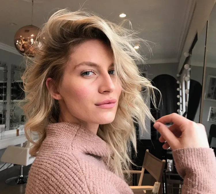 About Hair Extensions by Jenn Webb About Hair Extensions by Jenn Webb