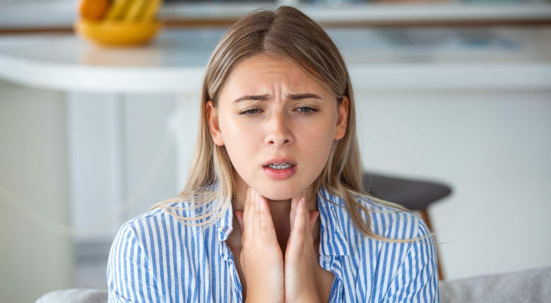 can hyperthyroidism cause headaches