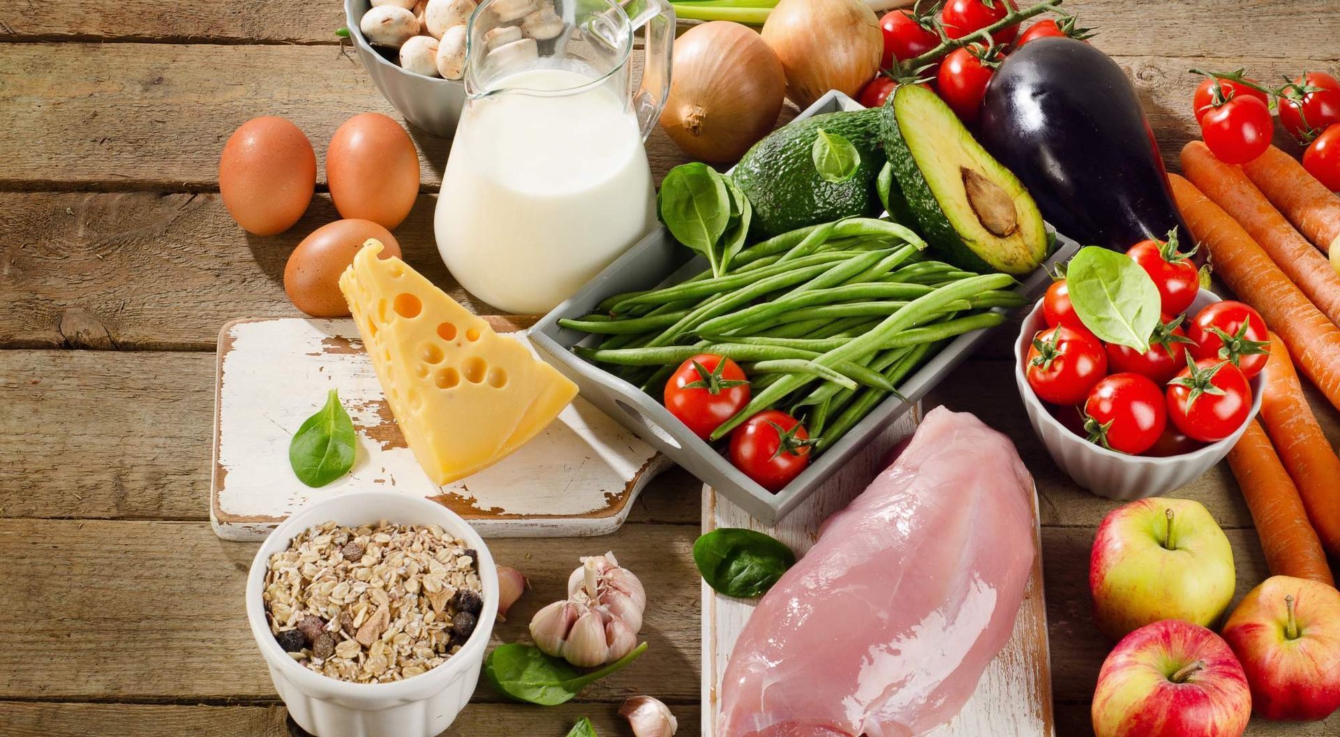 can thyroid issues cause nausea and vomiting