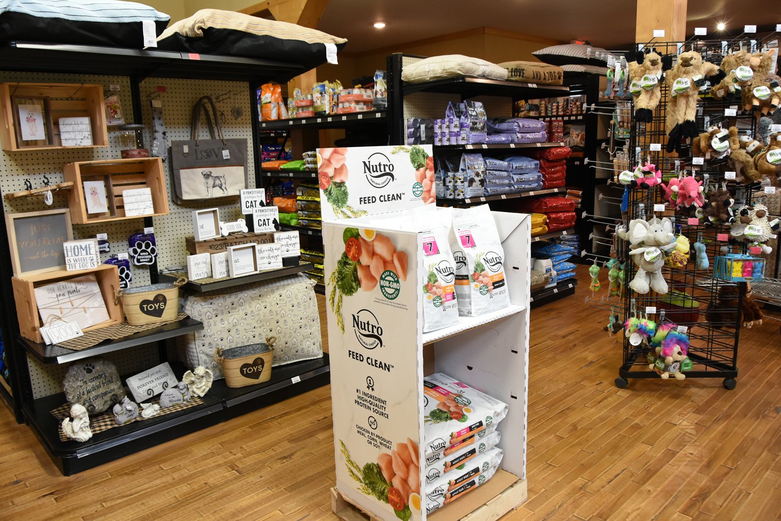 Pet, Feed Store Fort Atkinson, WI Blodgett Garden Center