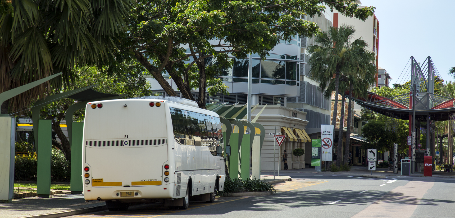 Coach Charters Australia coach in Darwin city