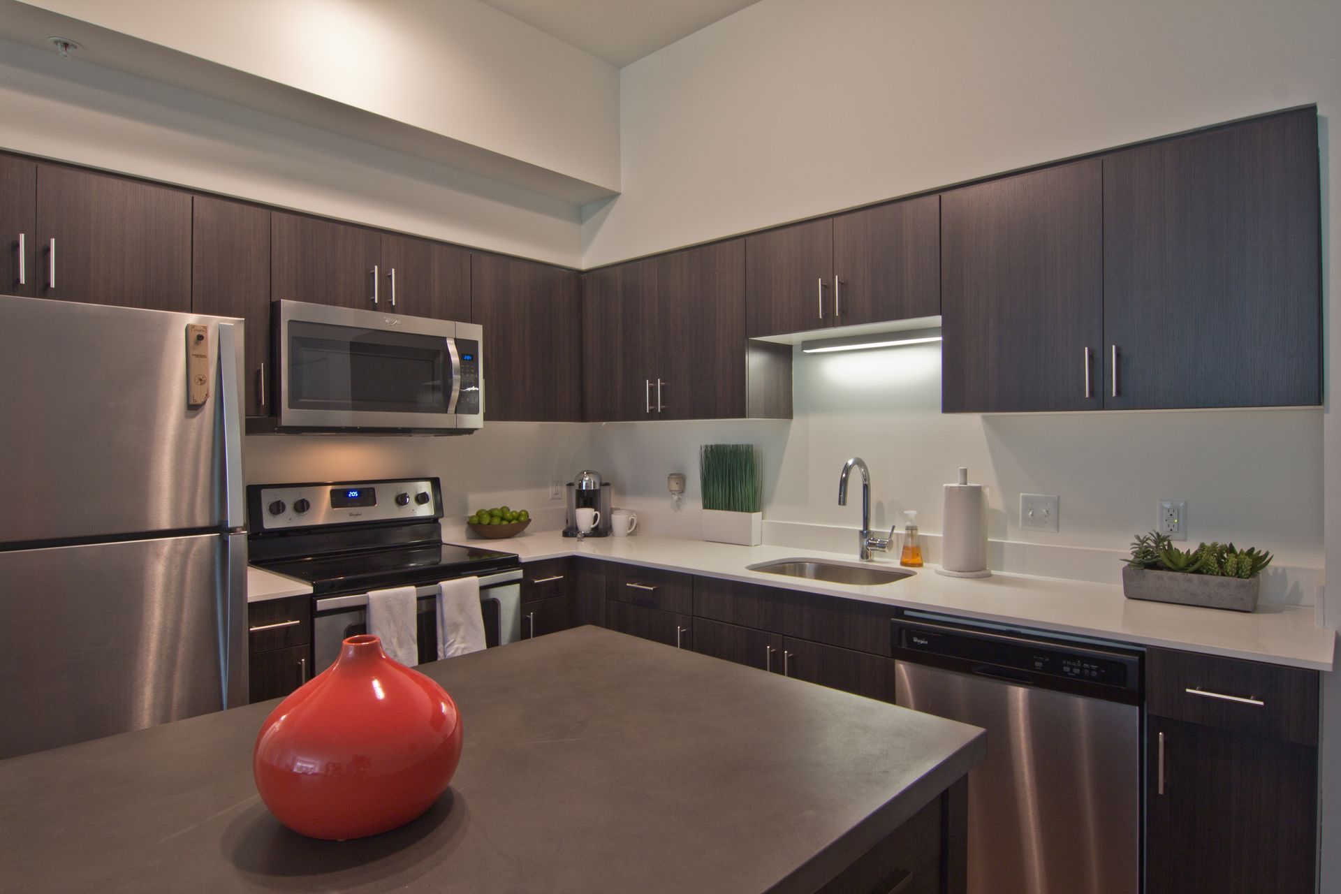 Kitchen with appliances and dinning table
