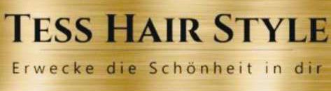 Ein goldenes Schild mit der Aufschrift „Tess Hair Style“