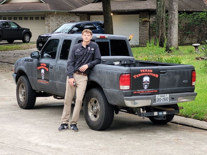 pest control guy pickup service