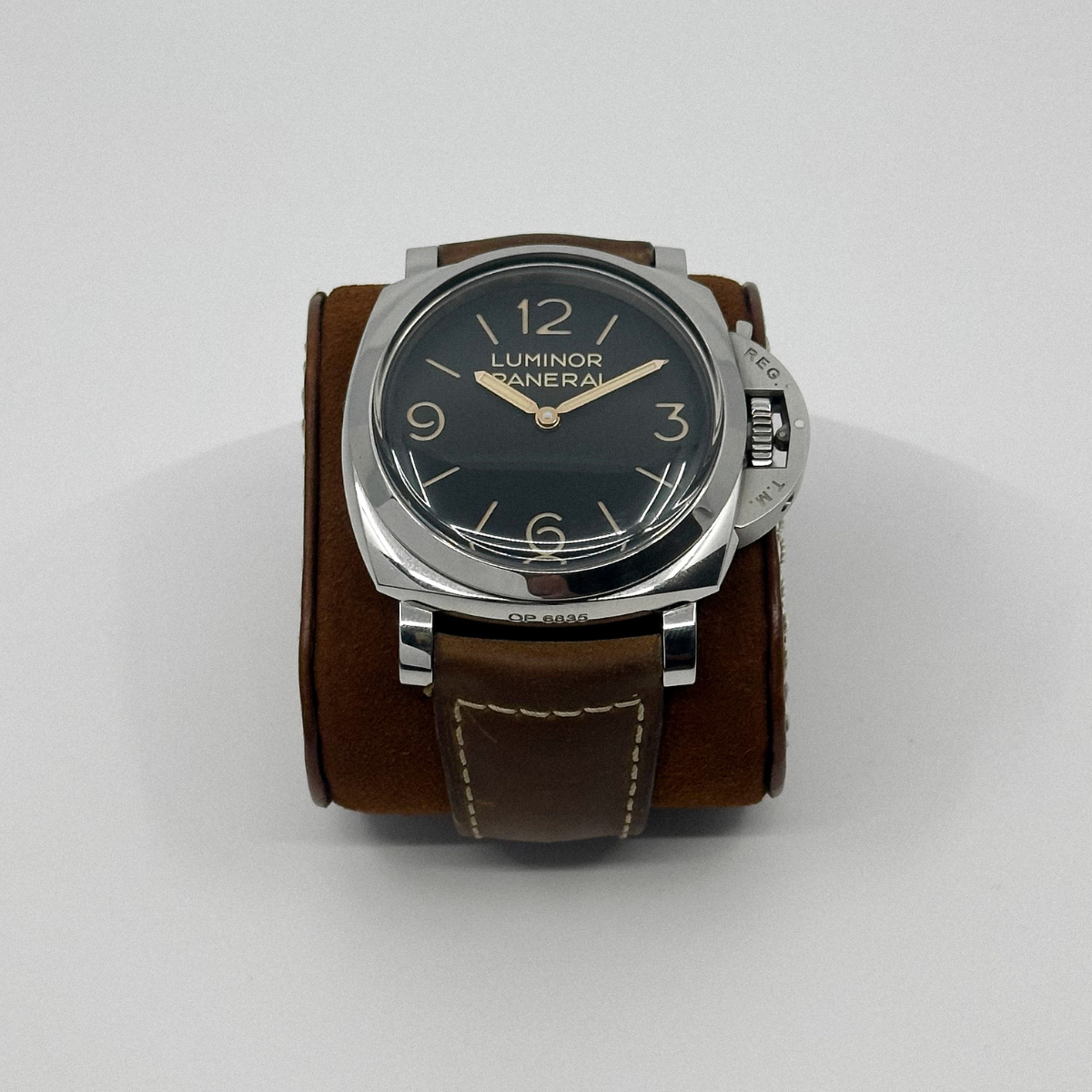 Panerai Luminor 1950 Days PAM 372 Strap Package