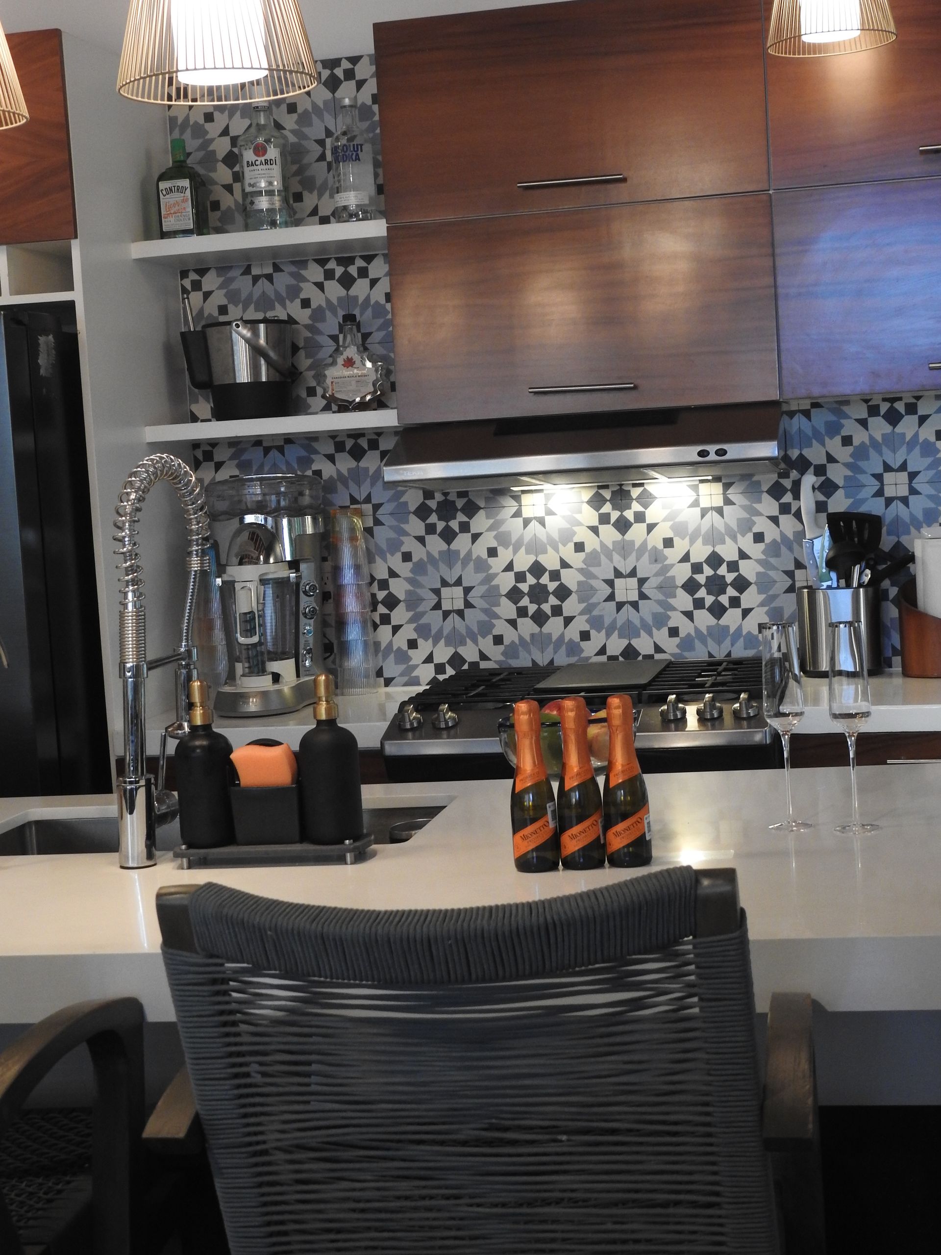 Wine and snacks on the counter at AVA19 in Puerto Vallarta
