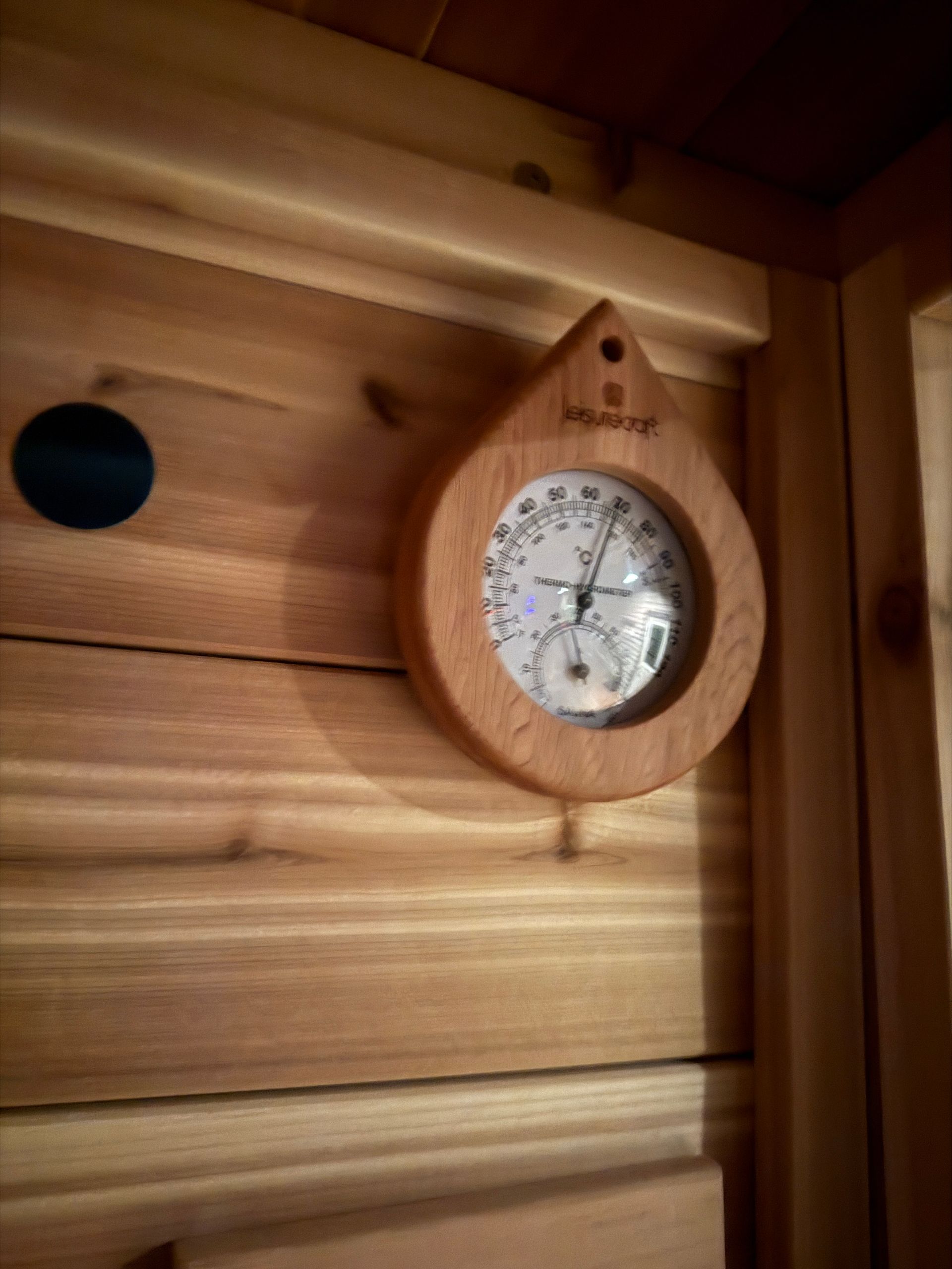 Temperature and humidity gauge inside the Stay549 sauna