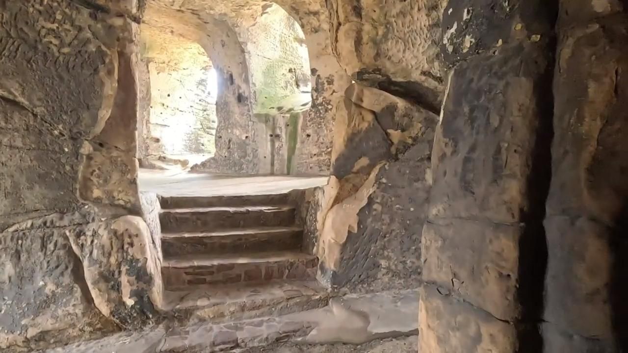 Felsenräume der Festung Regenstein