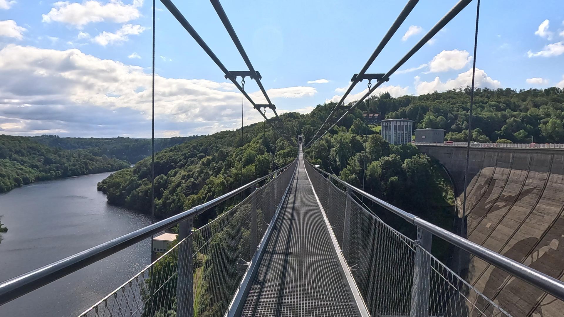 Hängebrücke Titan RT
