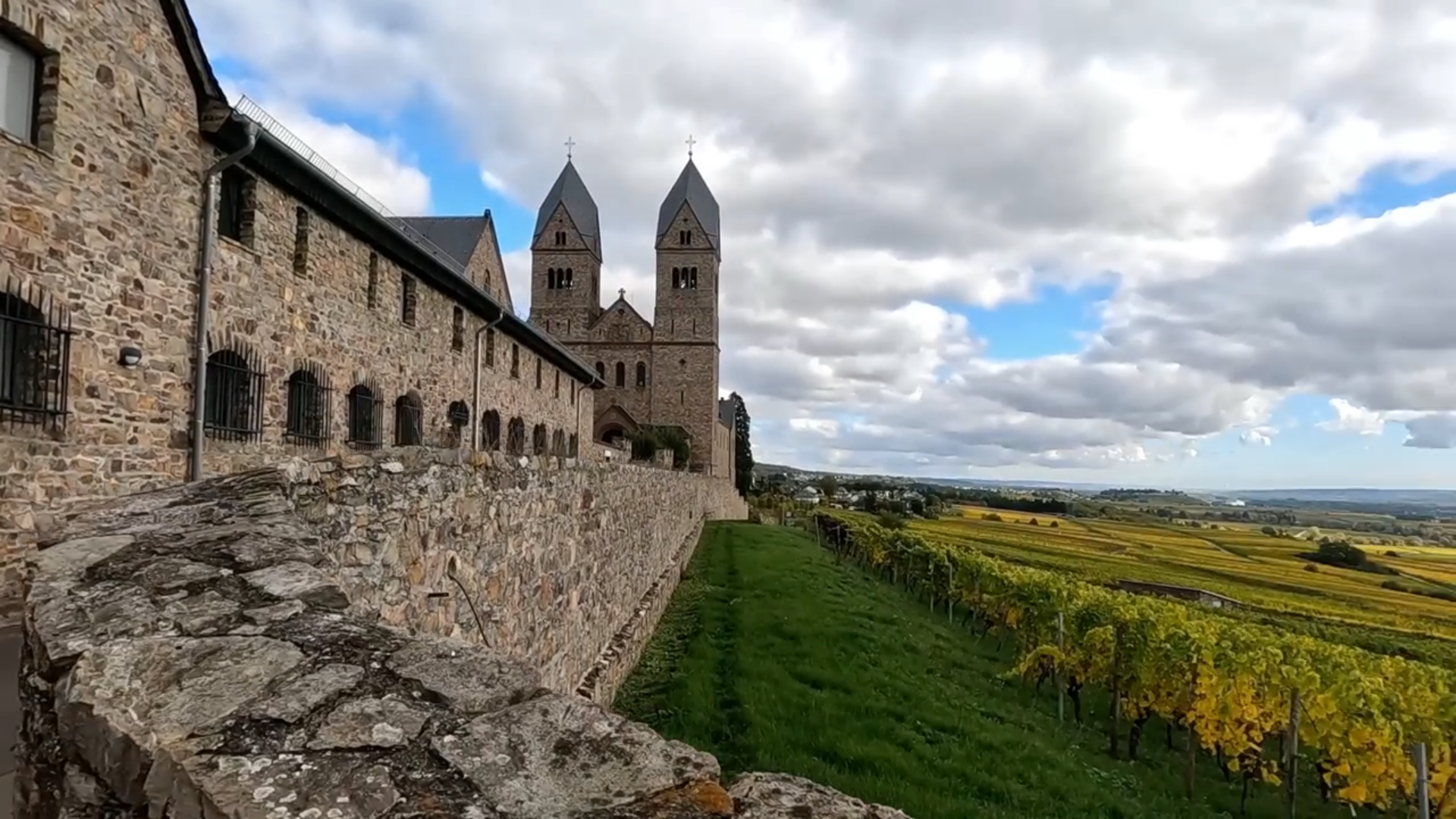 Wanderweg oberhalb von Rüdesheim