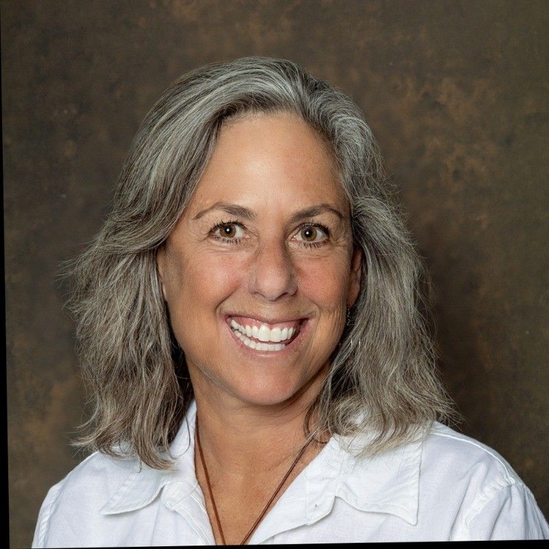 Hilary Lefitz