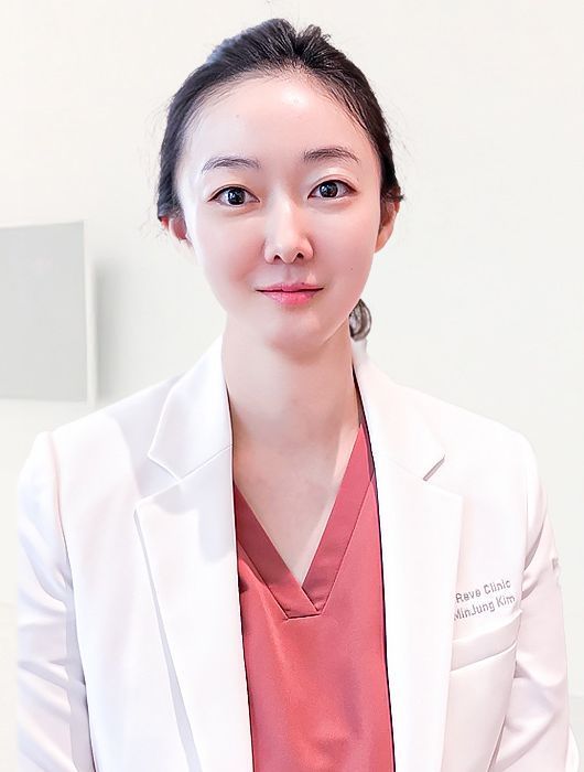 Dr. Minjeong Kim, Director at Cheongdam Peau Rêve Clinic