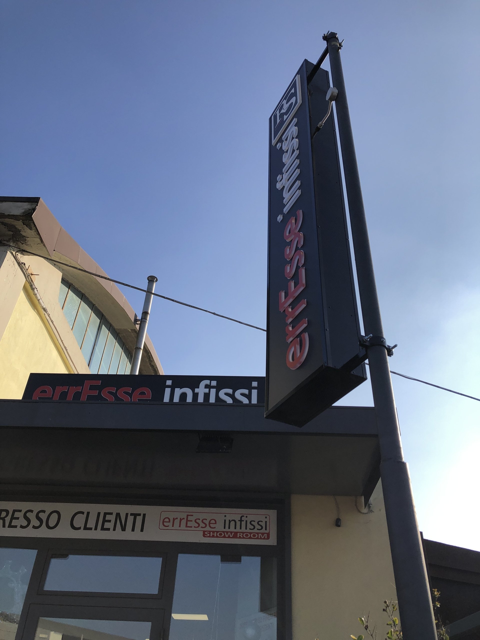 Stampa Le Insegne Luminose Mono E Bifacciali | | Il Blog - Foto 8