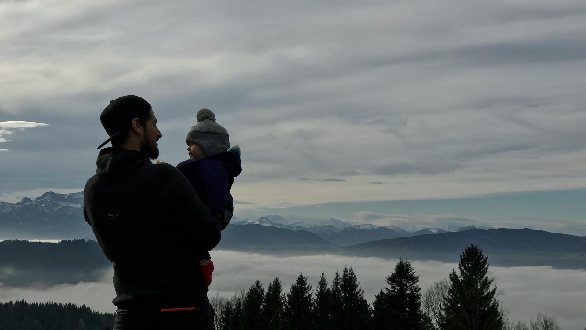 Terapia de constelaciones familiares para sanar la relación con el padre