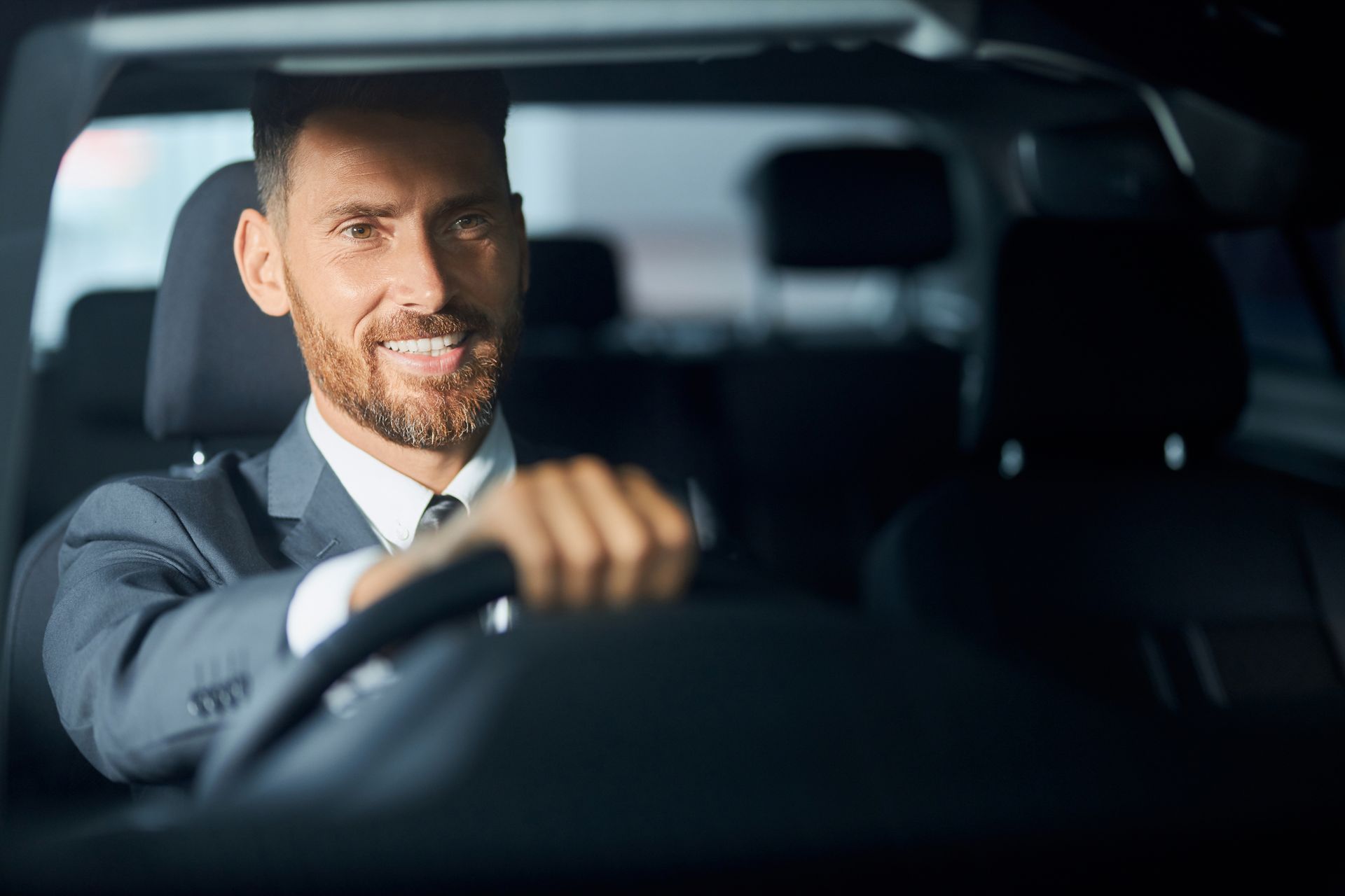 Private executive transfer at the Tivoli Carvoeiro Algarve Resort; professional chauffeur service for luxury travelers arriving from Faro Airport (FAO) to the Vale Covo cliffside.