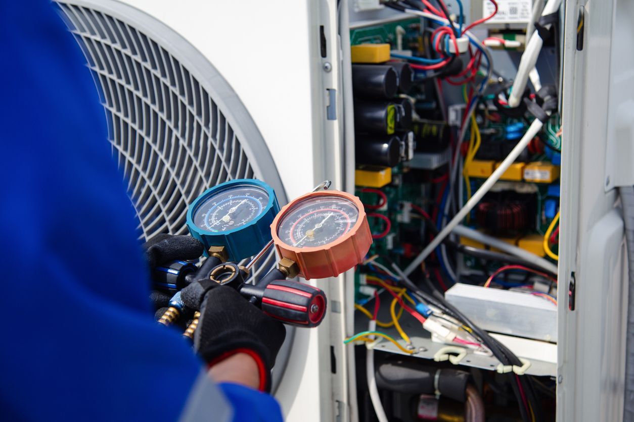 Should you Use an HVAC Service Contractor for Air Conditioning?