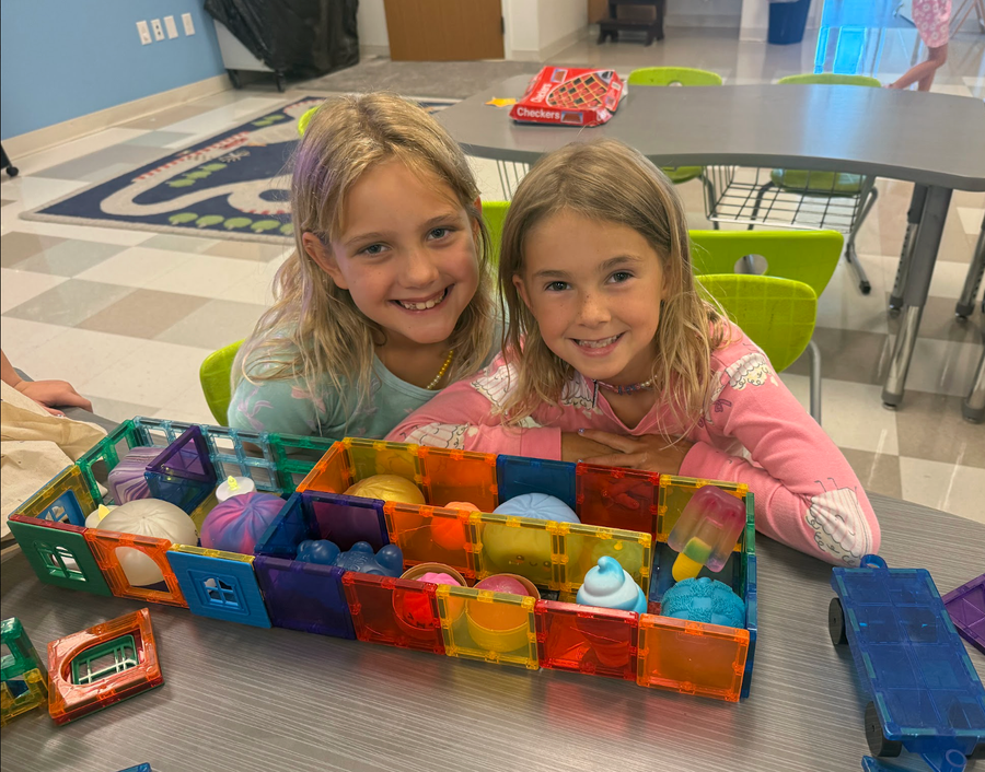 Kids making camp projects together