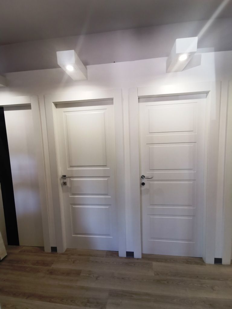 porte di interni laccate Edilbiz Nusco Porte Castel San Giorgio (SA)