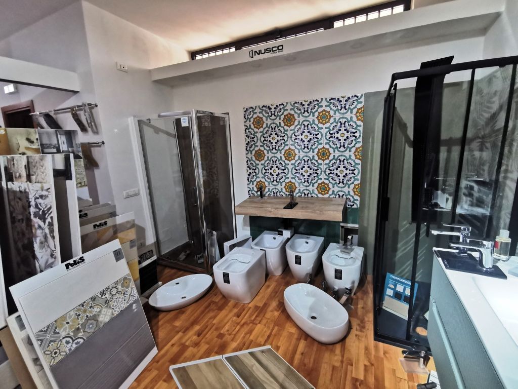 piastrelle e rivestimenti arredo bagno Castel San Giorgio Salerno Edilbiz Nusco Porte