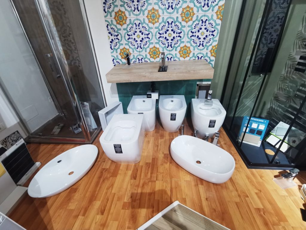 promozioni mobili arredo bagno Castel San Giorgio Salerno Edilbiz Nusco Porte