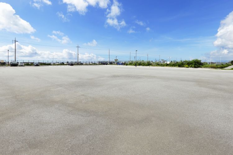 Parking lot pour