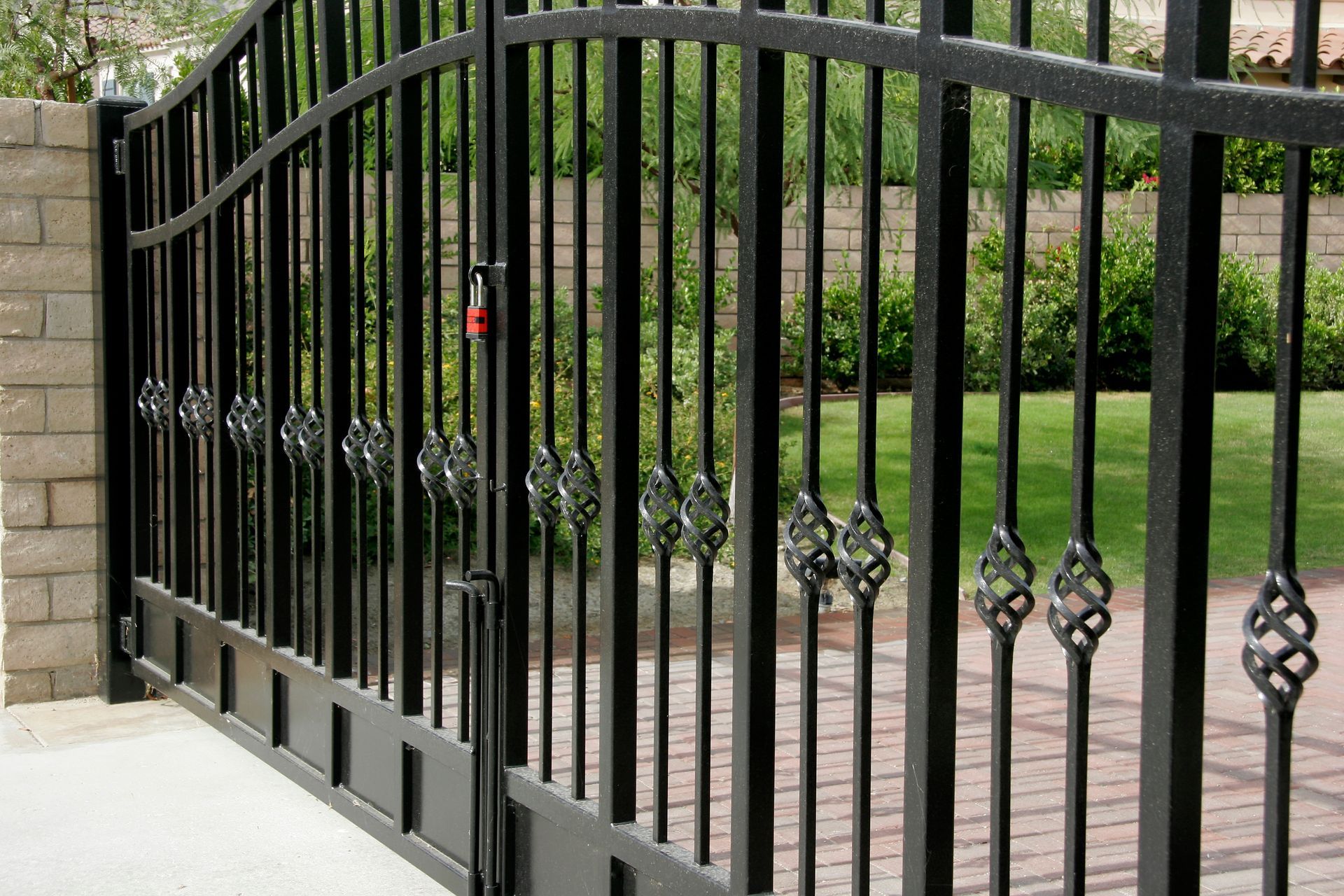 Entry Gates — Denison, TX — North Central Door and Gate Entry Gates — Denison, TX — North Central Door and Gate