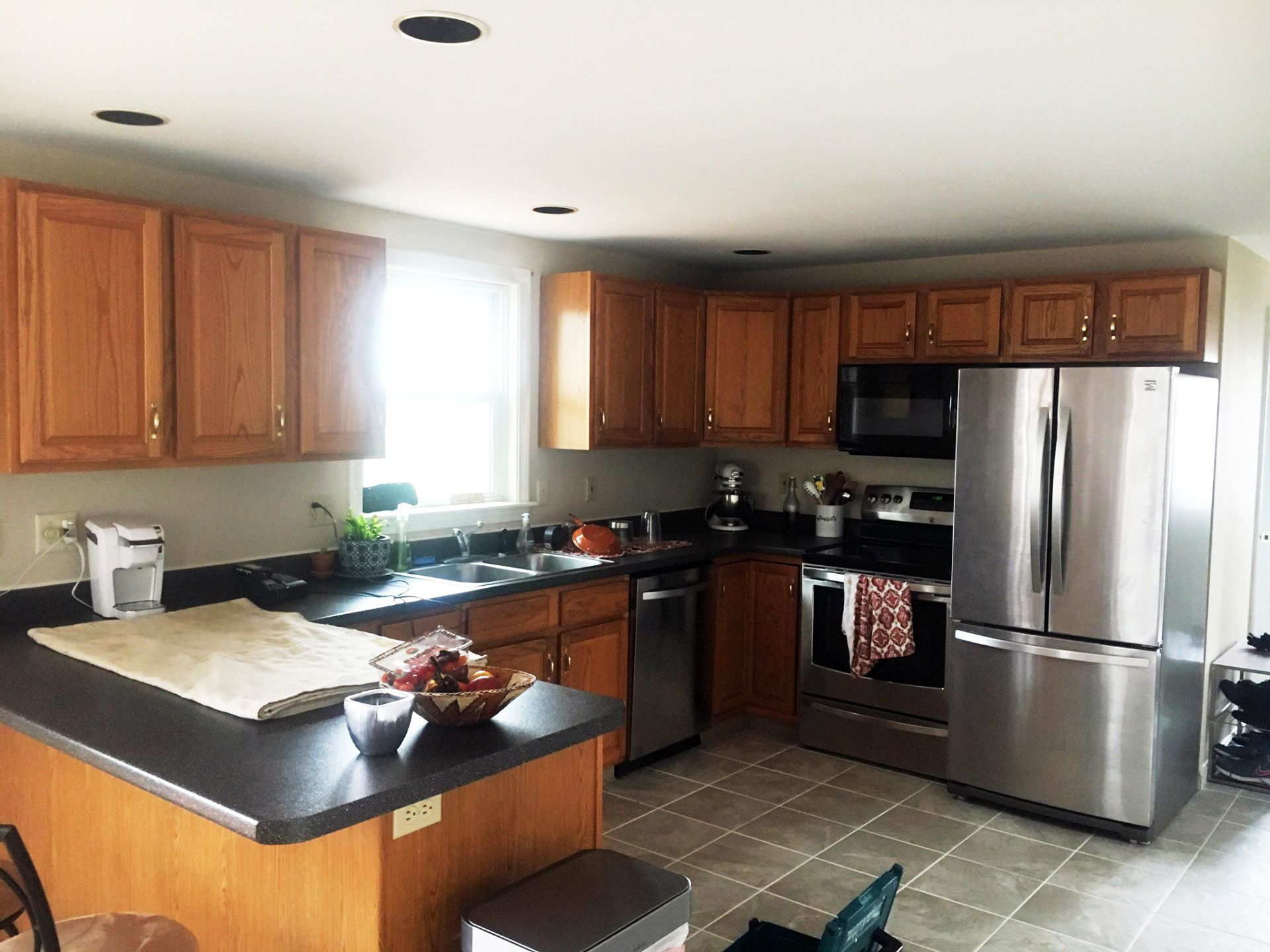 Kitchen Cabinet Painting | Rob Dee Painting