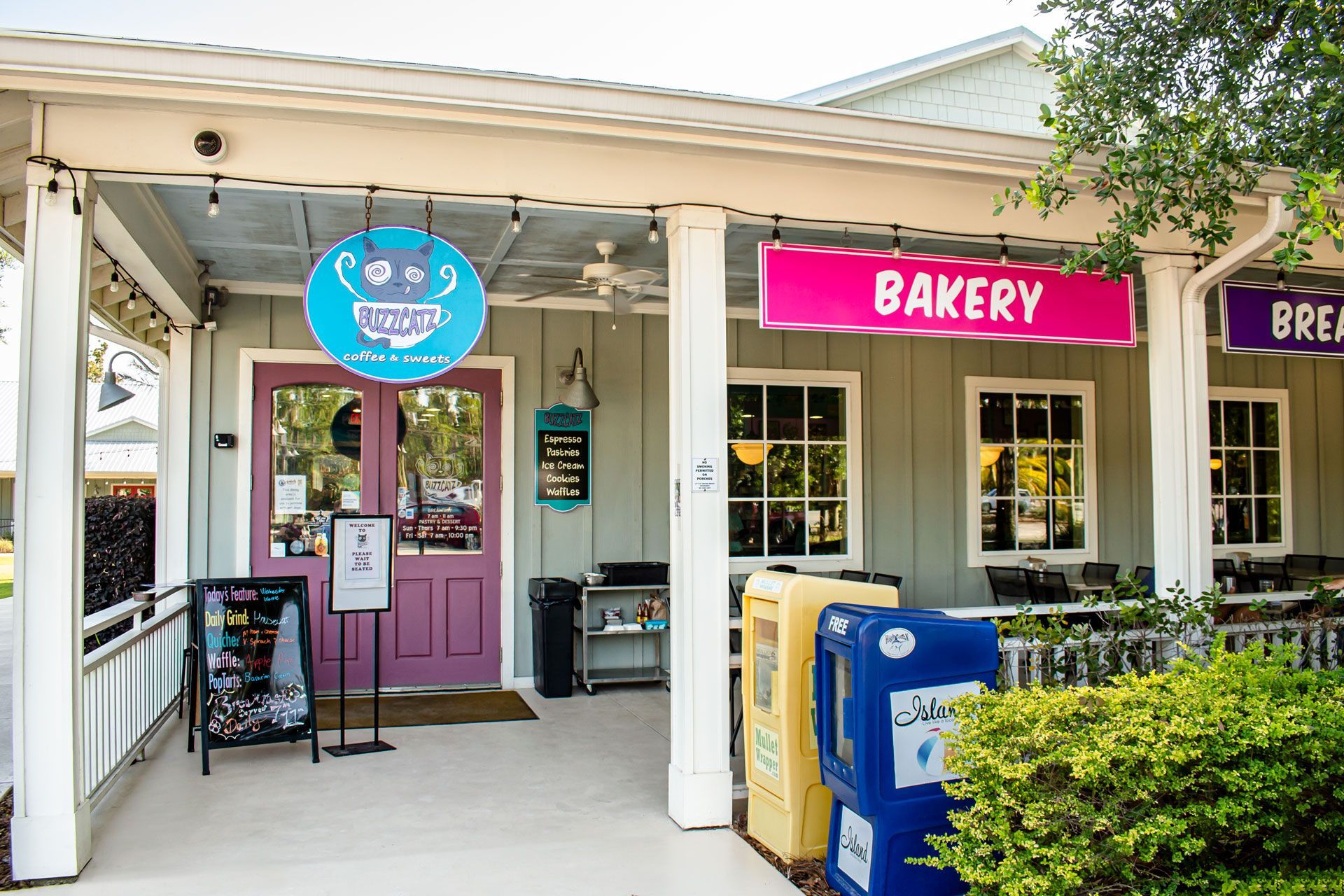 BuzzCatz Coffee & Sweets