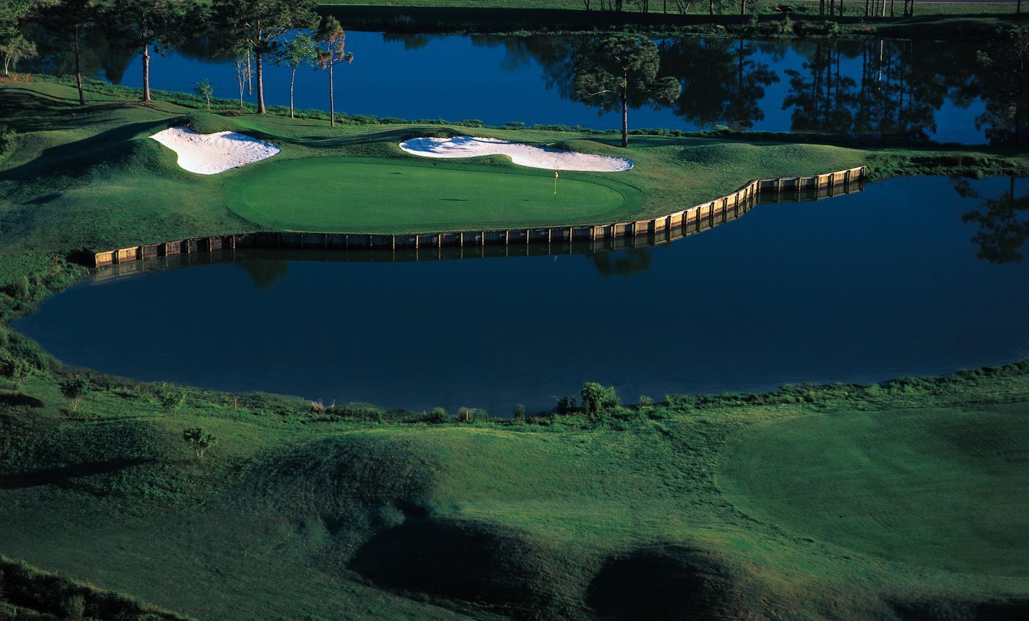 Glenlakes Golf Course