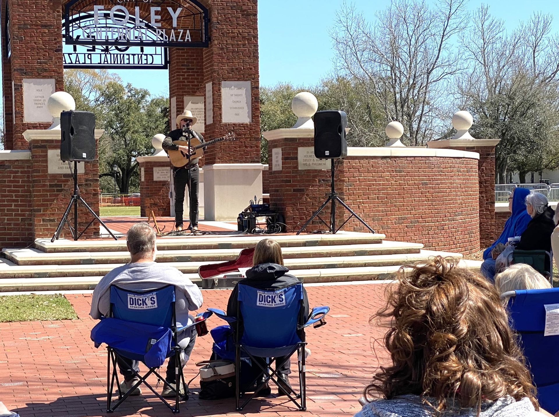 Midday Melodies at Heritage Park