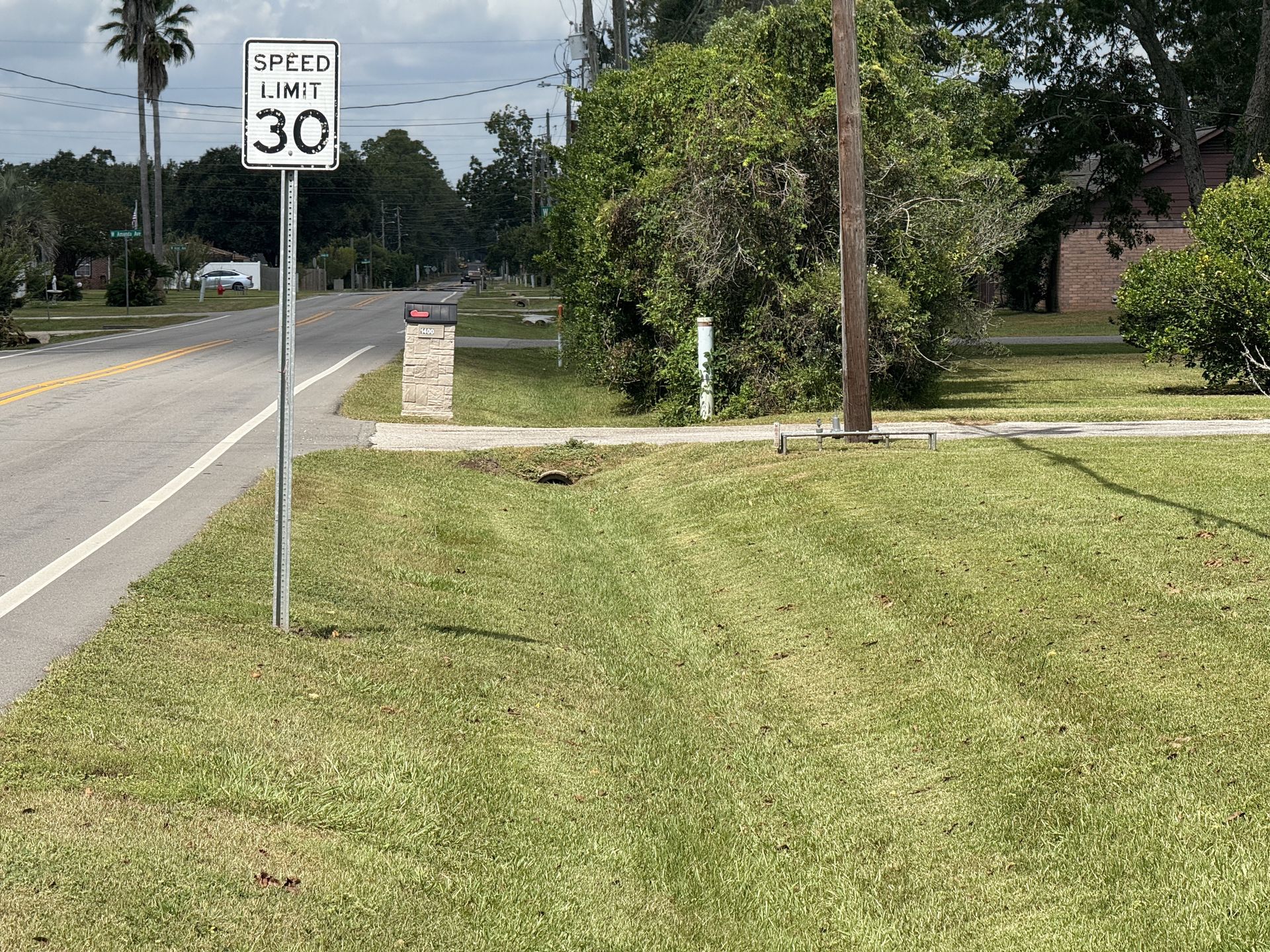 New sidewalks will be built on the east side of the street between West Fern
Avenue and West Peachtree Avenue.