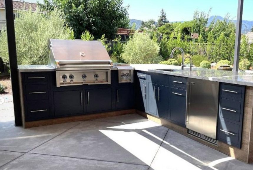 Custom Outdoor Kitchen Cabinets By Challenger Designs