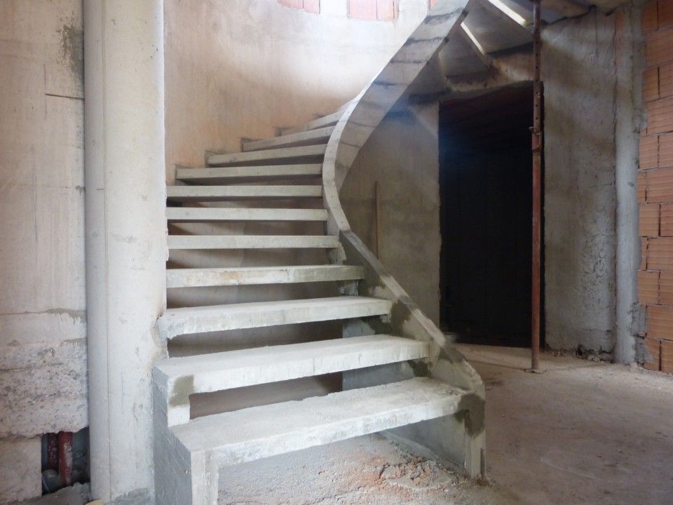 Staircase construction
