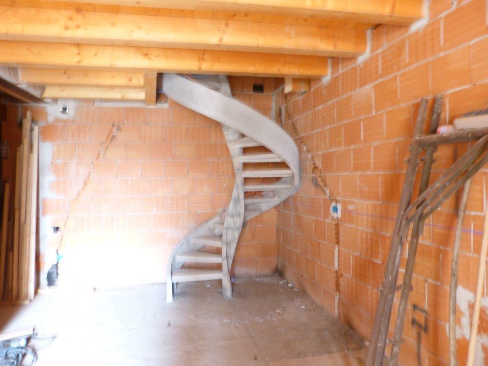 Concrete staircase construction phase