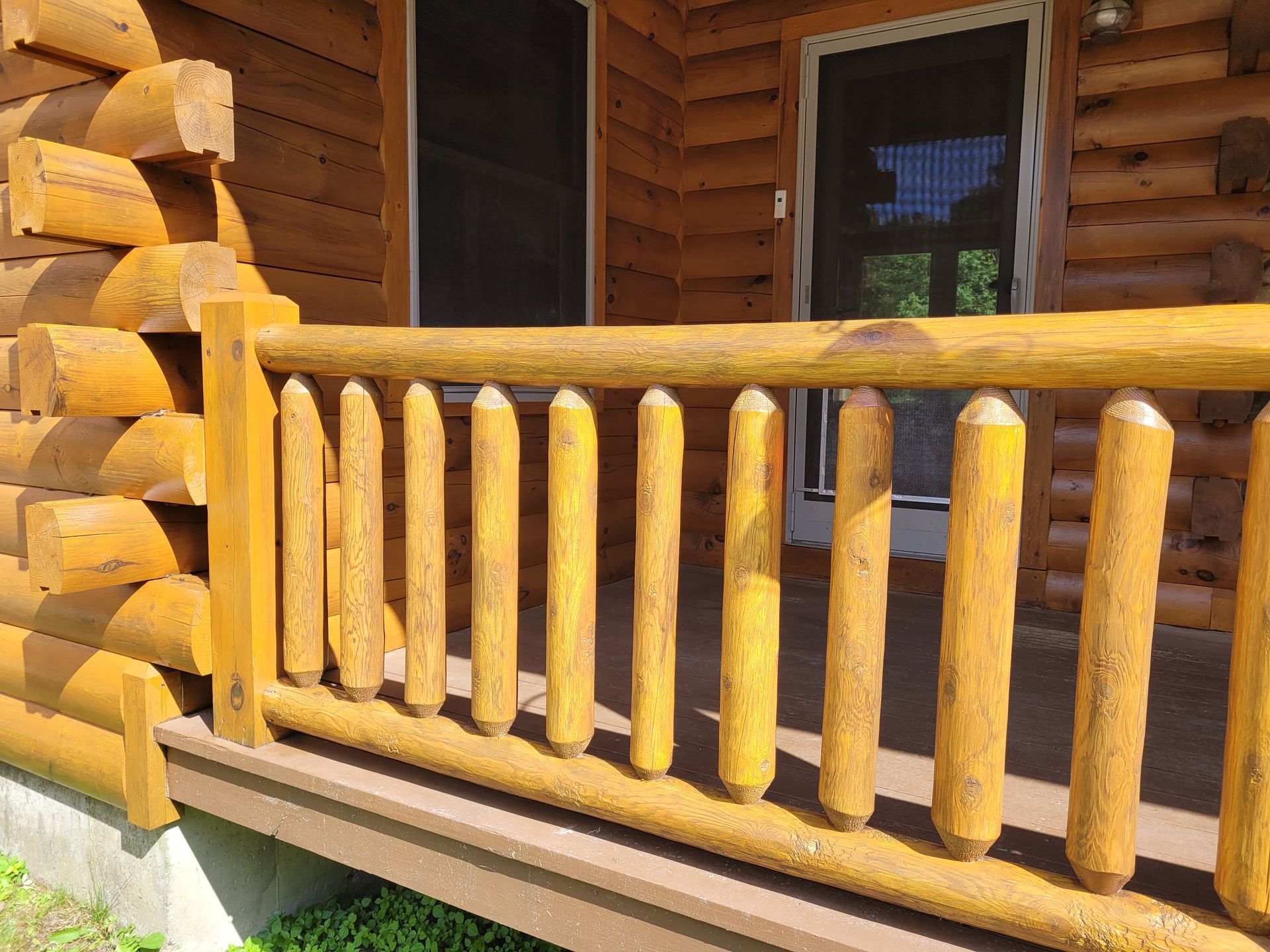 Log Home - Custom Porch & Deck Railings By Big Tree Log Homes