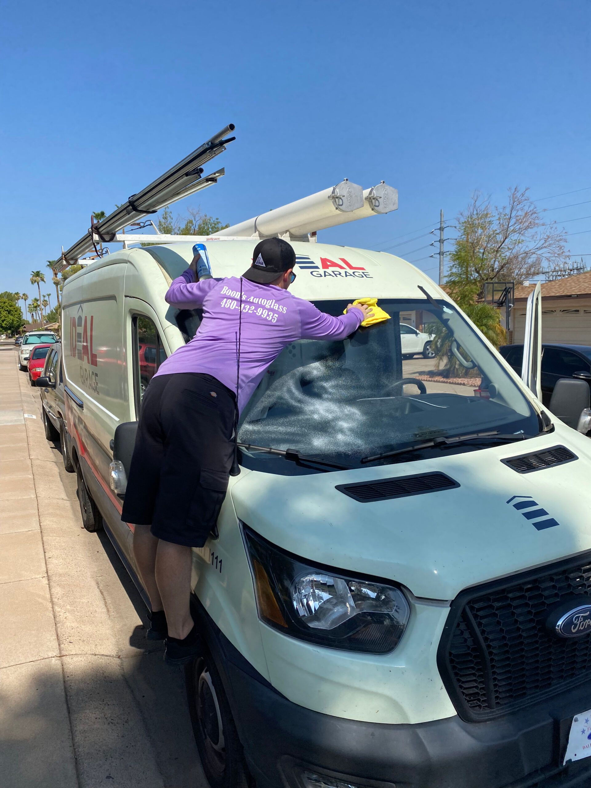 Fleet vehicle windshield replacement in Chandler, AZ Fleet vehicle windshield replacement in Chandler, AZ