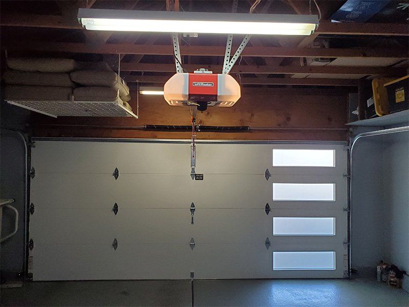 Garage Door Technicians in Fairfield, CA